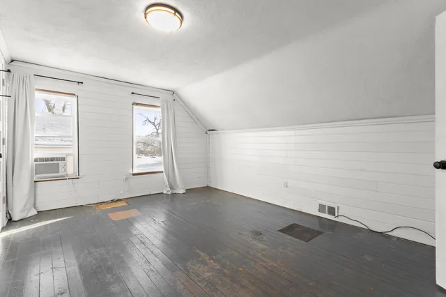 $320,000 | 317 West 1st Street, Waconia, MN 55387