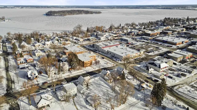 $320,000 | 317 West 1st Street, Waconia, MN 55387