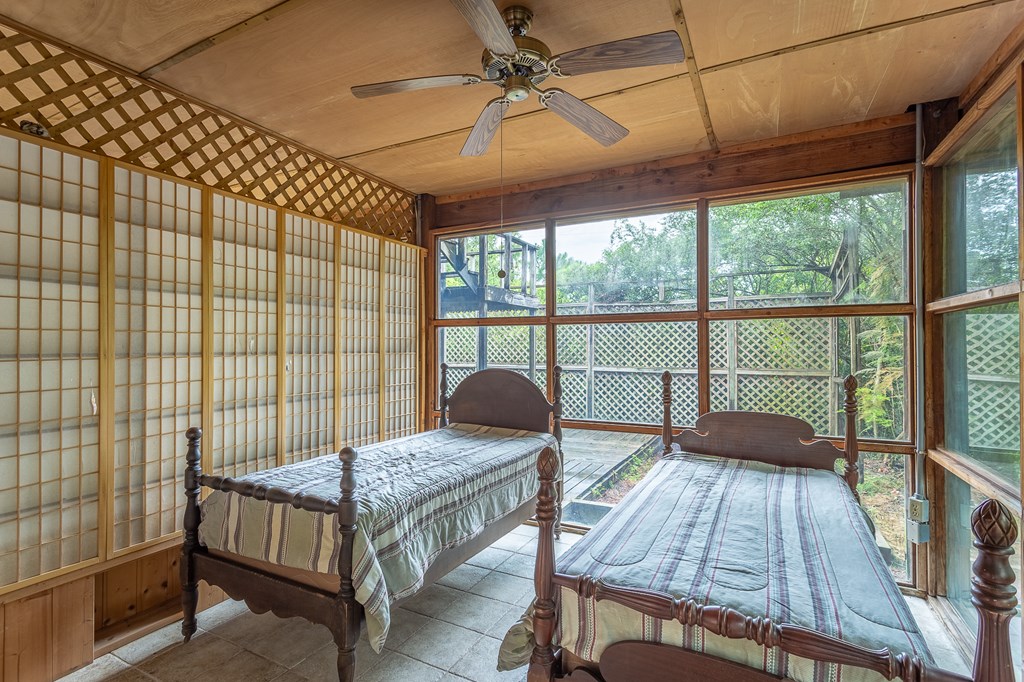 316 Cook Street Eastpoint, FL 32328 - Photo 17 of 43