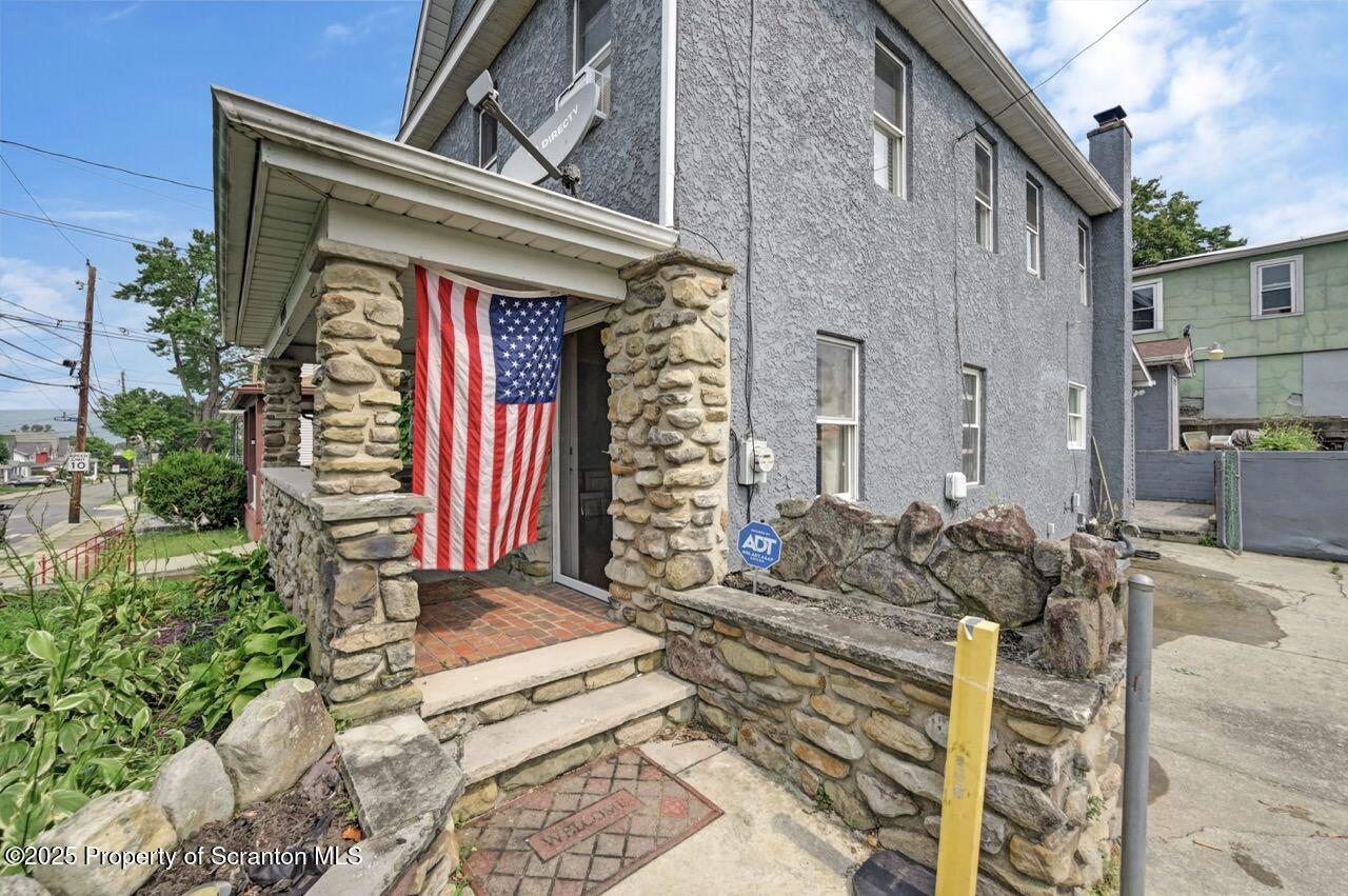 2035 Delaware Street Dunmore, PA 18512 - Photo 4 of 44 a front view of a house