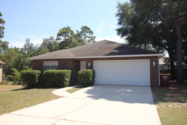 $1,695 | 613 Affirmed Court, Crestview, FL 32539