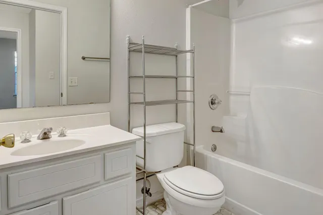 $1,695 | 613 Affirmed Court, Crestview, FL 32539