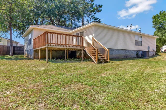 $1,695 | 613 Affirmed Court, Crestview, FL 32539