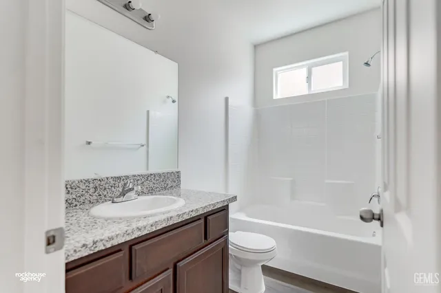 $393,950 | Undisclosed Address, McFarland, CA 93250