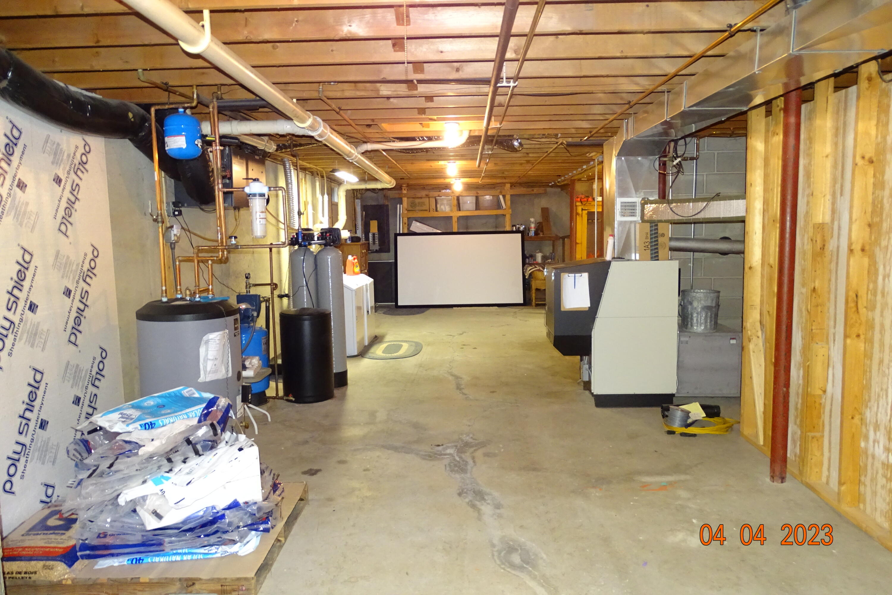 2147 North Berwick Road Wells, ME 04090 - Photo 41 of 54 Basement view 1