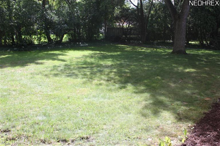 52 Kenridge Road Akron, OH 44333 - Photo 18 of 19 Backyard