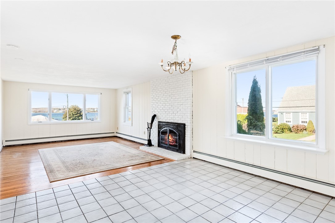 3 Abalone Road Narragansett, RI 02882 - Photo 13 of 32 Living Room