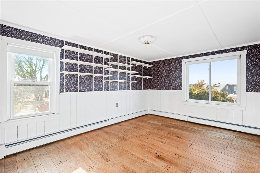 3 Abalone Road Narragansett, RI 02882 - Photo 18 of 32 First Floor Bedroom