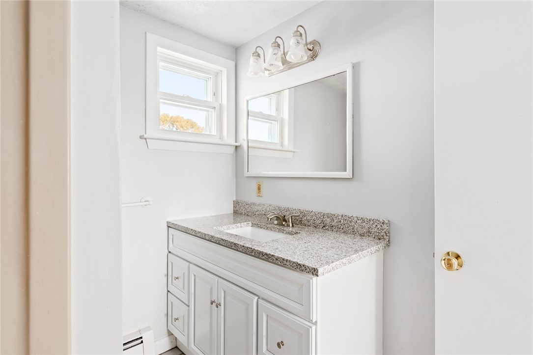 3 Abalone Road Narragansett, RI 02882 - Photo 26 of 32 First Floor Bath