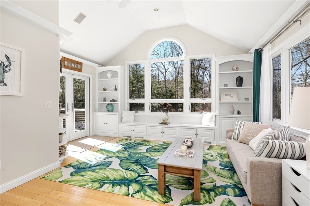 20 Simmons Road Hanover, MA 02339 - Photo 13 of 41