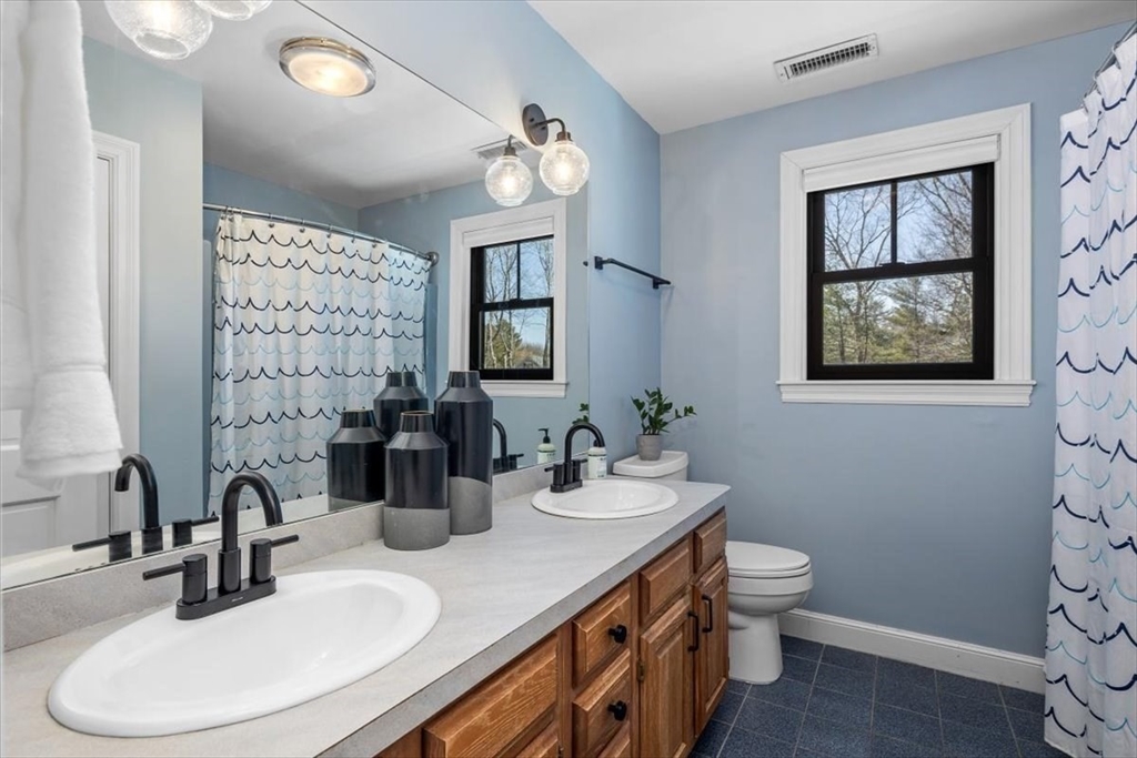 20 Simmons Road Hanover, MA 02339 - Photo 24 of 41