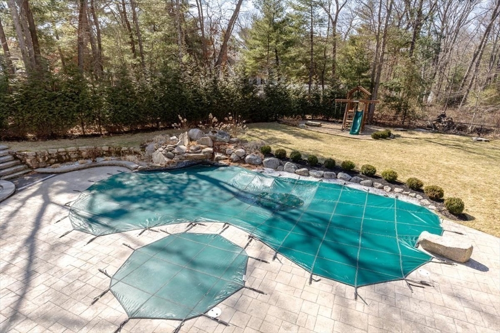 20 Simmons Road Hanover, MA 02339 - Photo 32 of 41