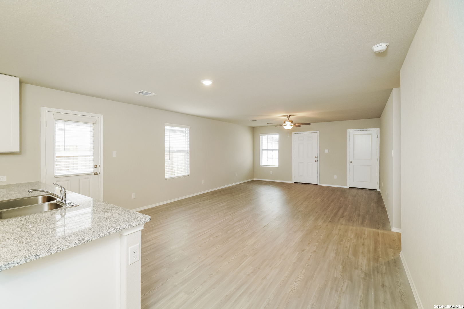 9115 Griffith Converse, TX 78109 - Photo 5 of 15 a view of a kitchen and window