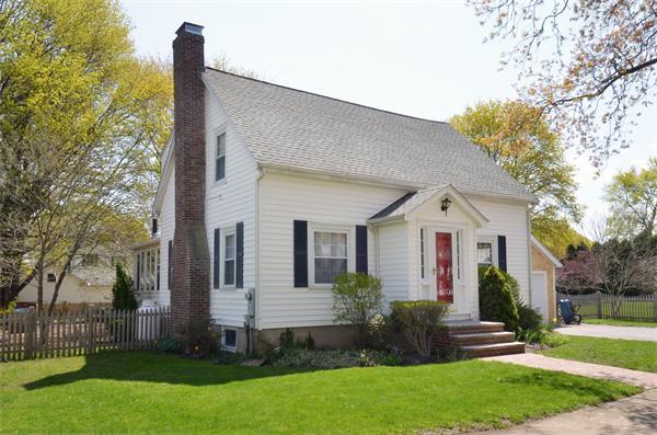 4 Puritan Road Danvers, MA 01923 - Photo 3 of 26 Gallery Image 3