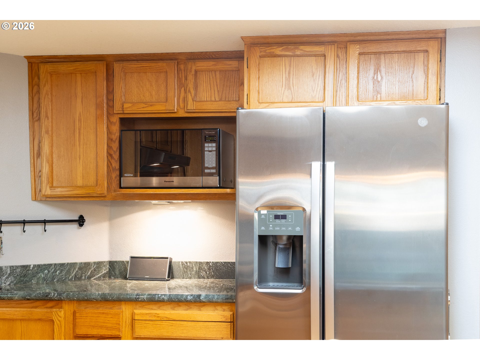 9436 Southwest Wood Parkway Portland, OR 97219 - Photo 13 of 29 Gallery Image 13