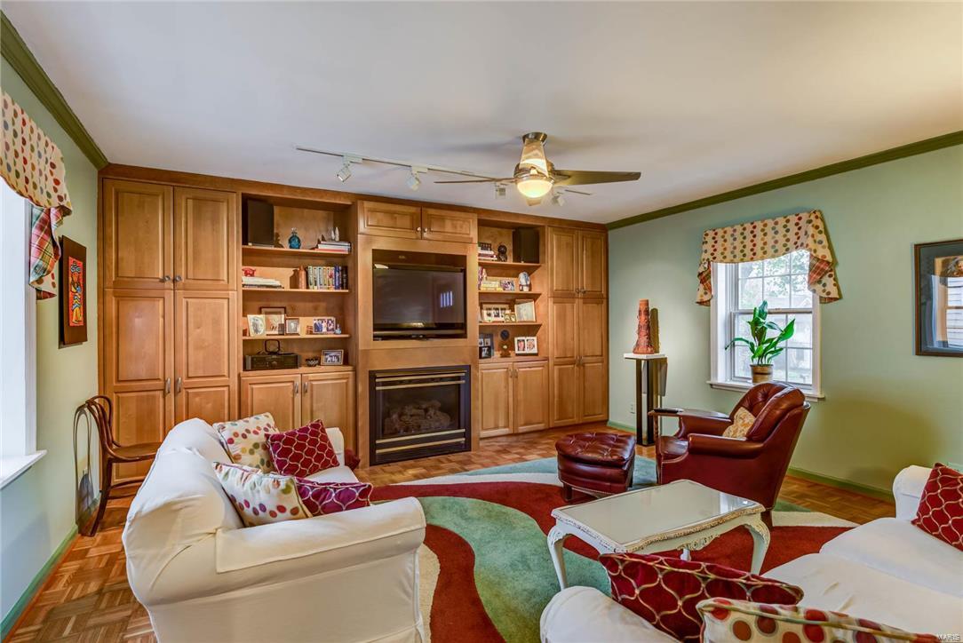 45 Rye Lane Olivette, MO 63132 - Photo 9 of 21 Gallery Image 9