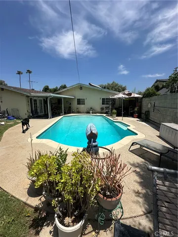 $630,000 | 24 South Ash Street, Redlands, CA 92373