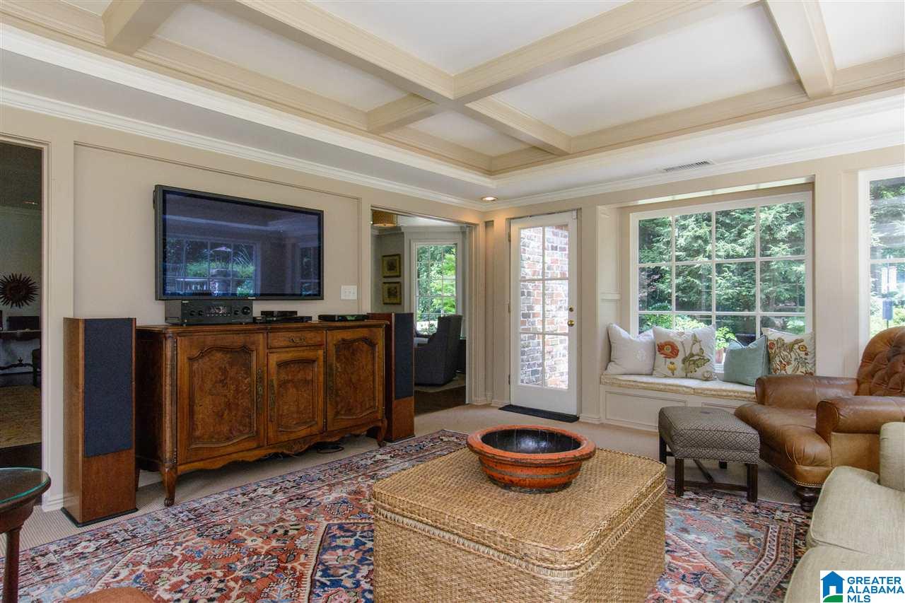4228 Caldwell Mill Road Birmingham, AL 35243 - Photo 11 of 50