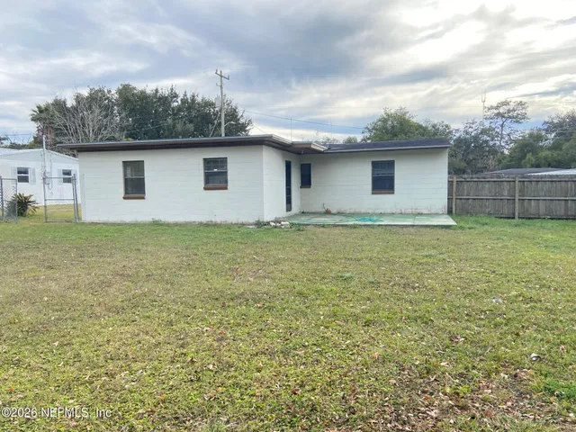 $1,850 | 8929 MacArthur Court South, Jacksonville, FL 32216