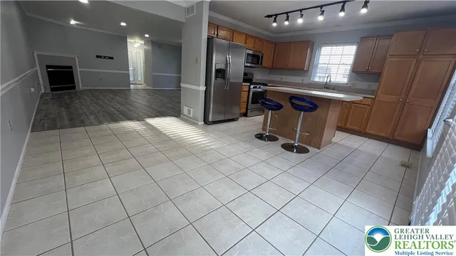 $2,400 | 1732 Pinewind Drive, Lower Macungie Township, PA 18011