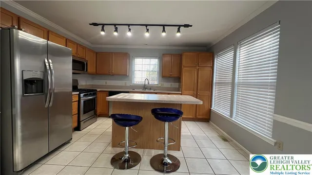 $2,400 | 1732 Pinewind Drive, Lower Macungie Township, PA 18011