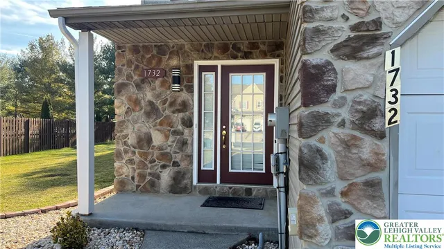 $2,400 | 1732 Pinewind Drive, Lower Macungie Township, PA 18011