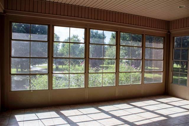 2449 Tarr Road Talbott, TN 37877 - Photo 15 of 32 SUN ROOM