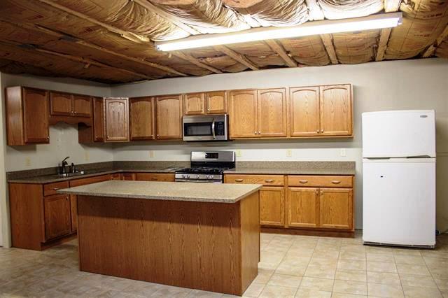2449 Tarr Road Talbott, TN 37877 - Photo 23 of 32 KITCHEN DOWNSTAIRS