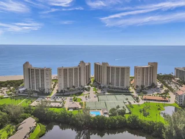 $8,000 | 100 Ocean Trail Way, Unit 910, Jupiter, FL 33477