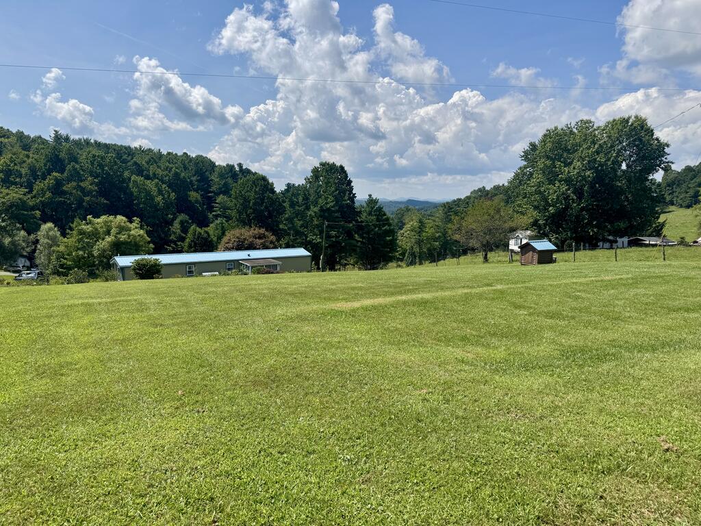 75 Rippey Hollow Road Galax, VA 24333 - Photo 31 of 35 Gallery Image 31