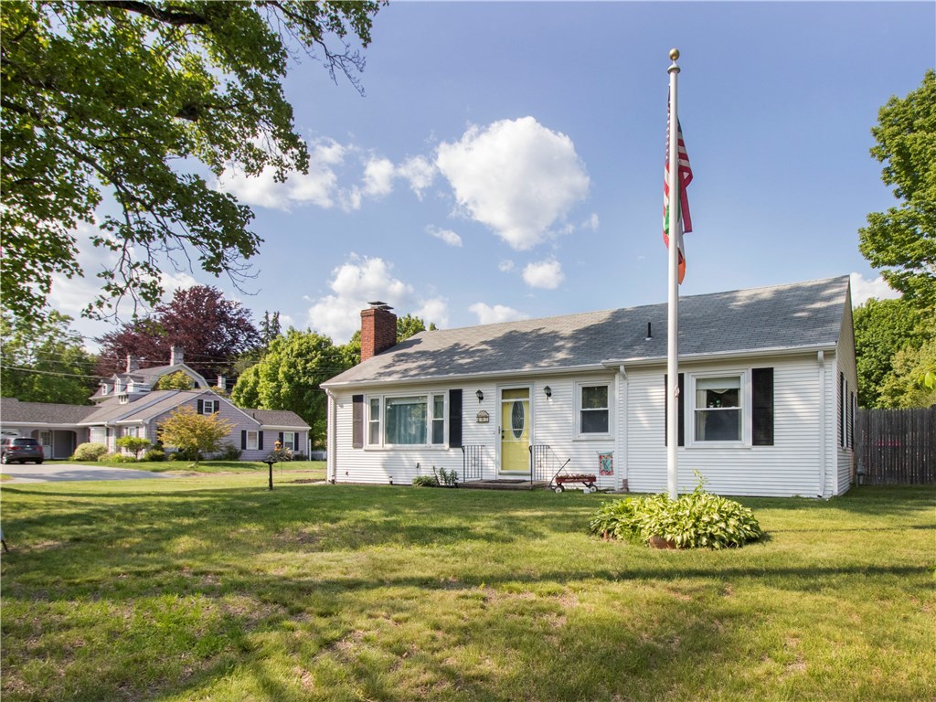 497 Great Road Lincoln, RI 02865 - Photo 12 of 15 Gallery Image 12