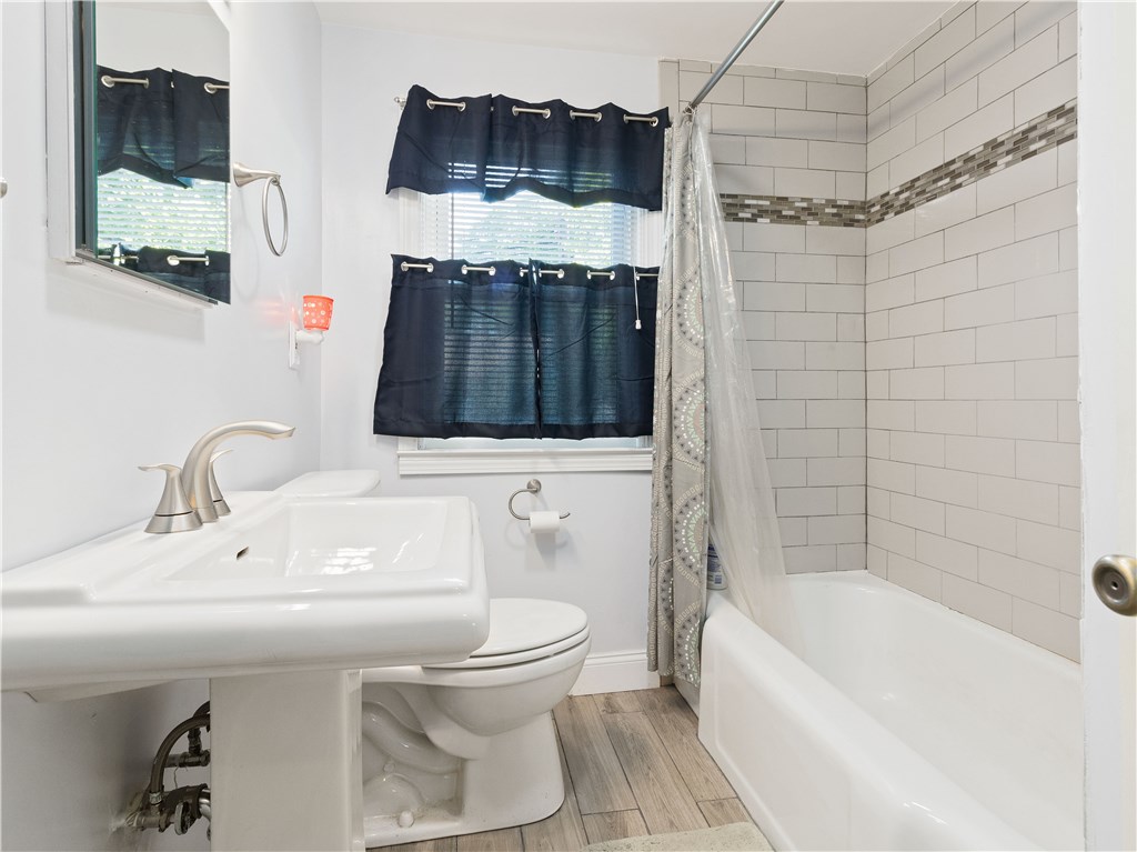 497 Great Road Lincoln, RI 02865 - Photo 8 of 15 Gallery Image 8