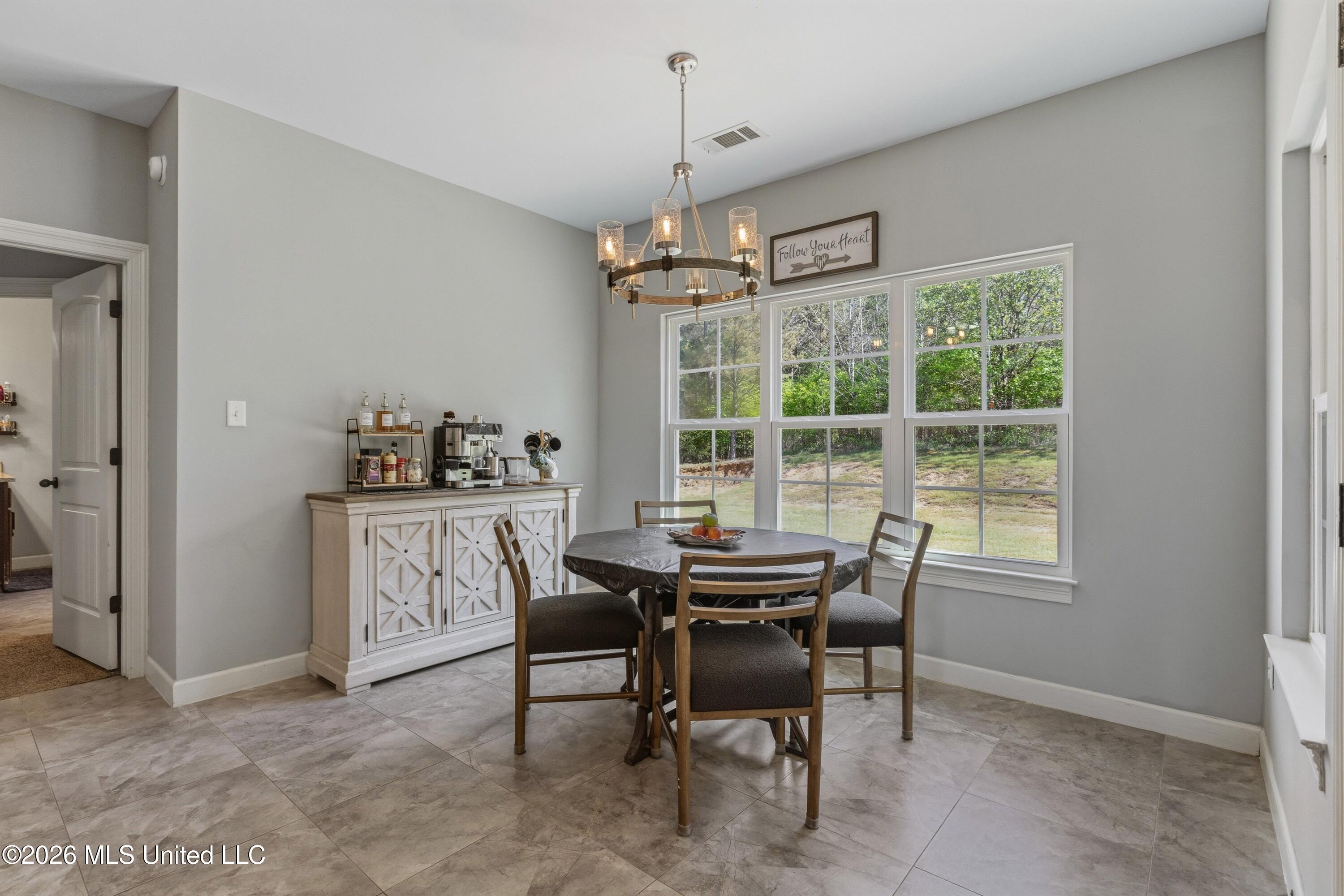 102 Fawn Trail Coldwater, MS 38618 - Photo 12 of 33 102 Fawn Trl - 010