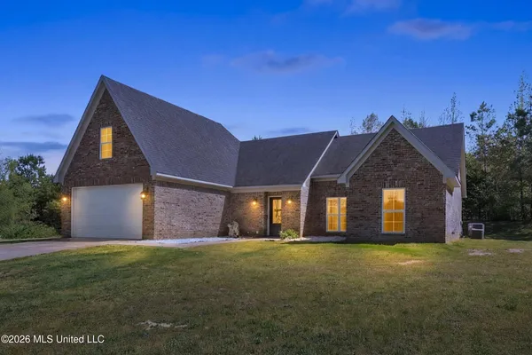 $320,000 | 102 Fawn Trail, Coldwater, MS 38618