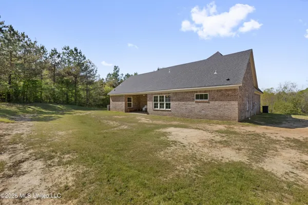 $320,000 | 102 Fawn Trail, Coldwater, MS 38618