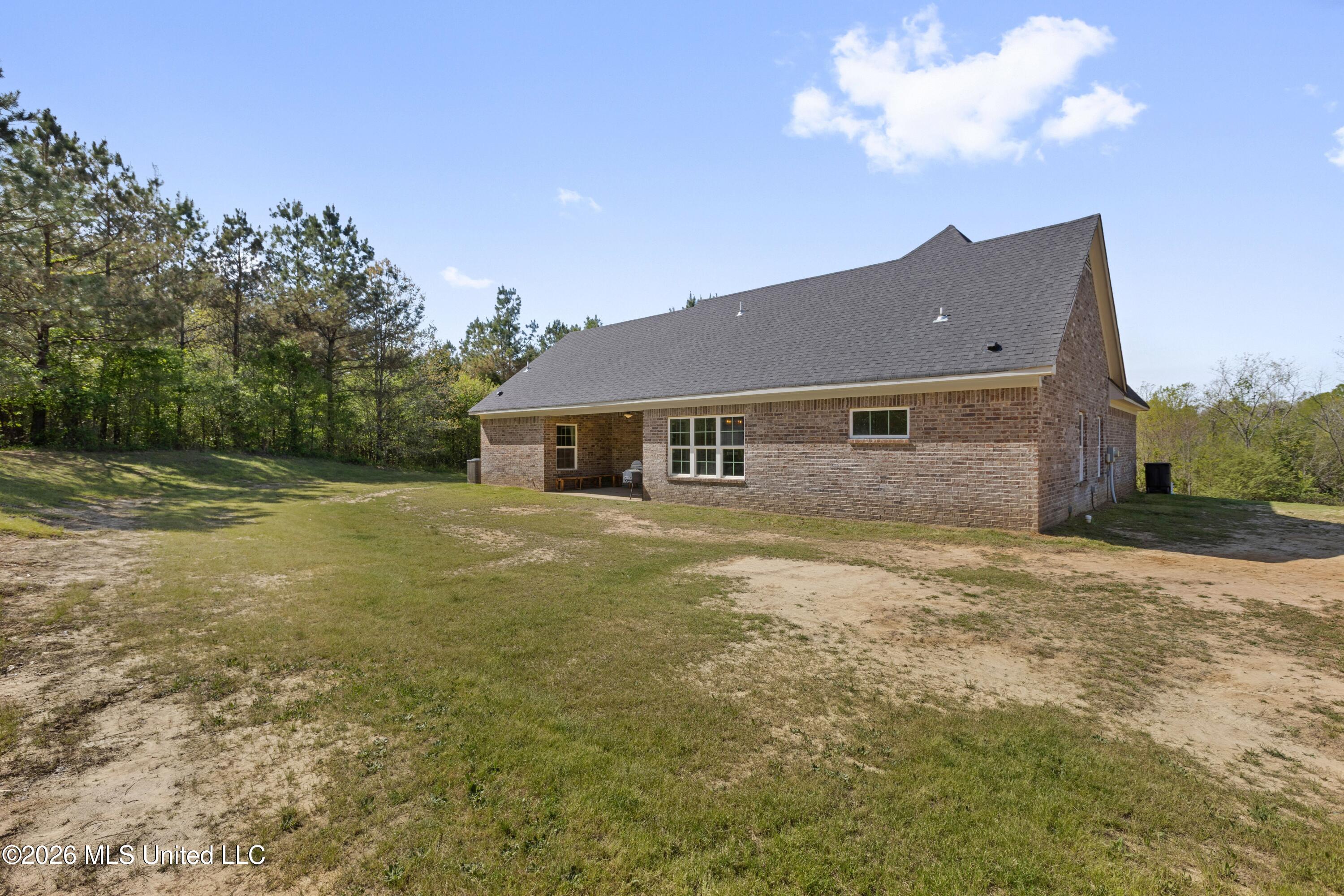 102 Fawn Trail Coldwater, MS 38618 - Photo 30 of 33 102 Fawn Trl - 030