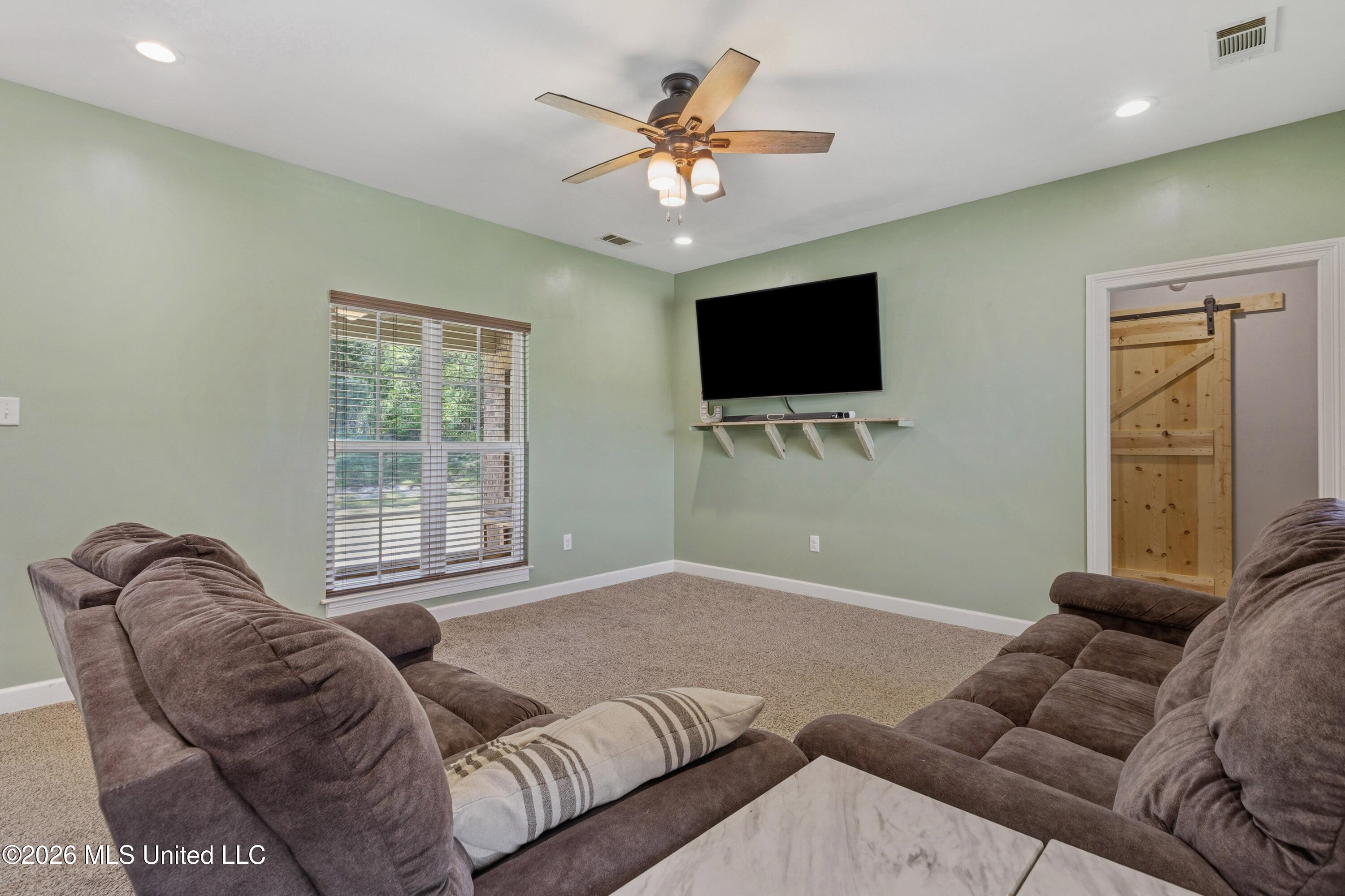 102 Fawn Trail Coldwater, MS 38618 - Photo 10 of 33 102 Fawn Trl - 007