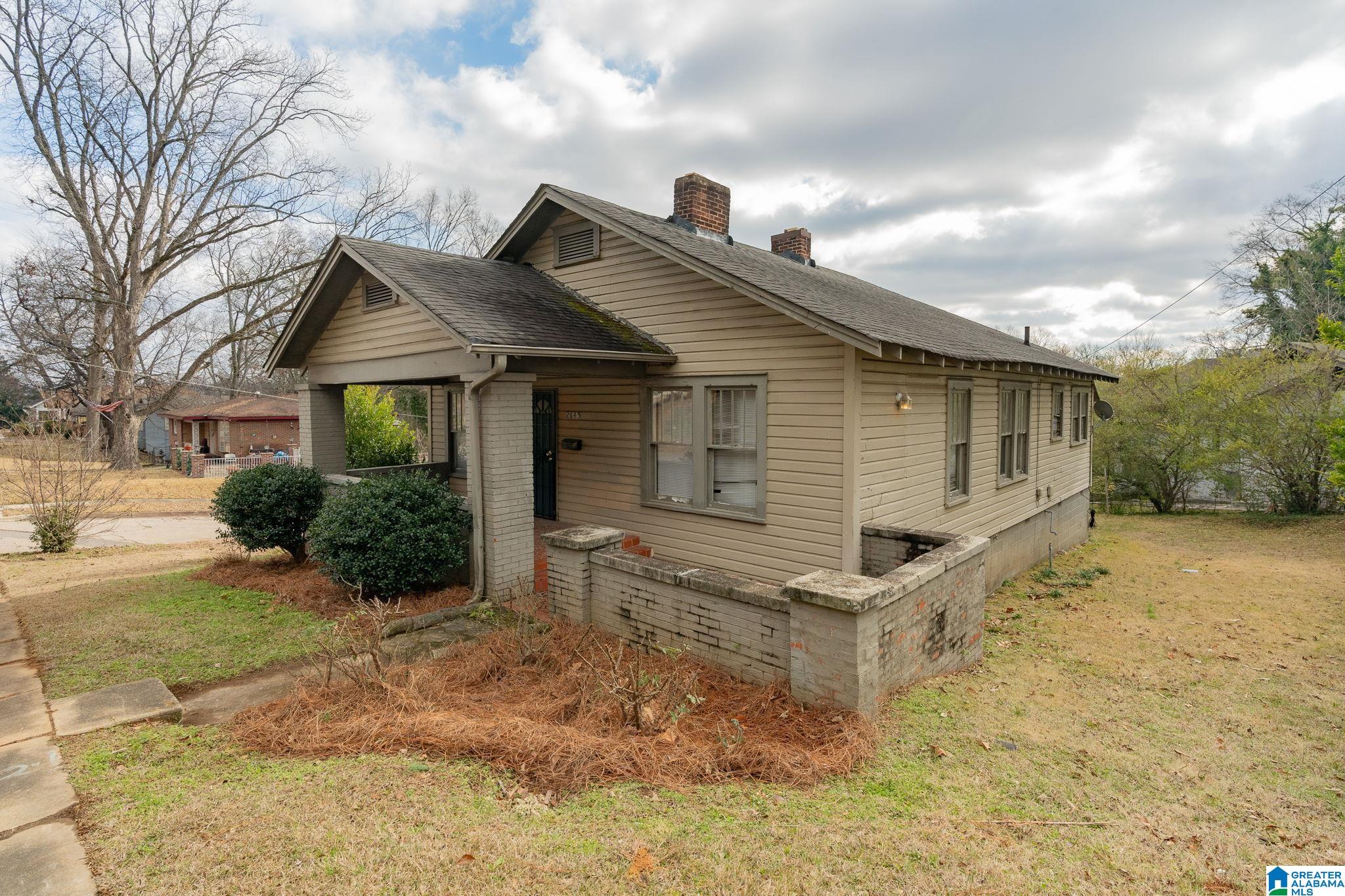 2645 24th Street Southwest Birmingham, AL 35211 - Photo 3 of 21