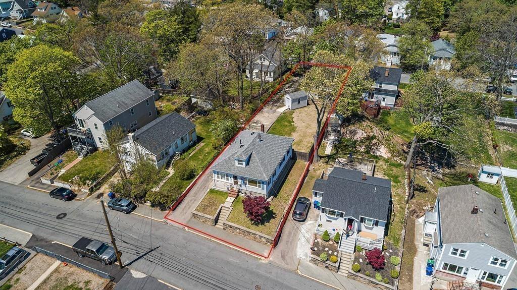 114 Edgehill Road Braintree, MA 02184 - Photo 2 of 24 Gallery Image 2