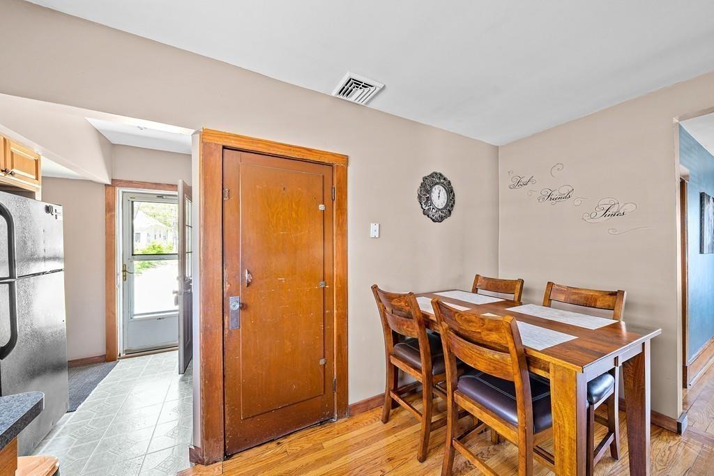 114 Edgehill Road Braintree, MA 02184 - Photo 5 of 24 Gallery Image 5