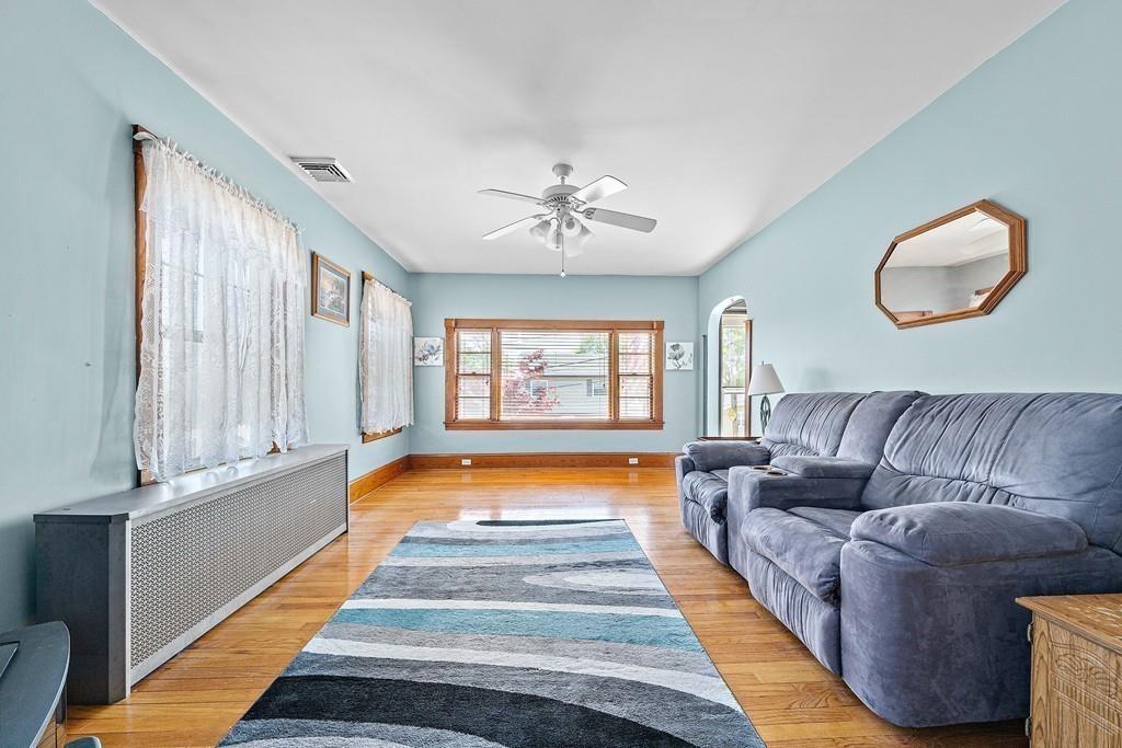 114 Edgehill Road Braintree, MA 02184 - Photo 8 of 24 Gallery Image 8