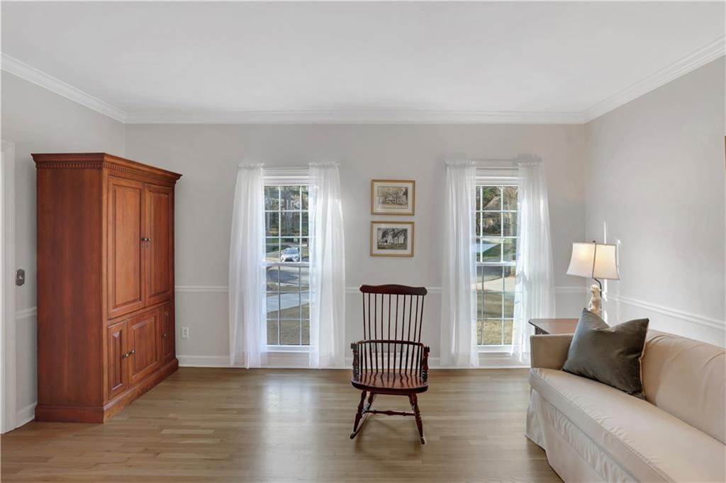 2405 Kimbrough Court Sandy Springs, GA 30350 - Photo 13 of 62