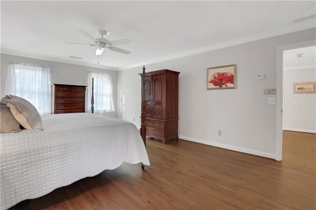 2405 Kimbrough Court Sandy Springs, GA 30350 - Photo 27 of 62