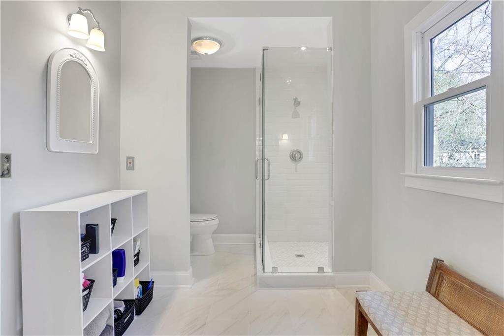 2405 Kimbrough Court Sandy Springs, GA 30350 - Photo 29 of 62