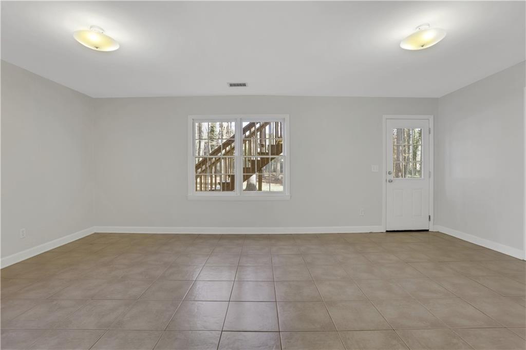 2405 Kimbrough Court Sandy Springs, GA 30350 - Photo 36 of 62