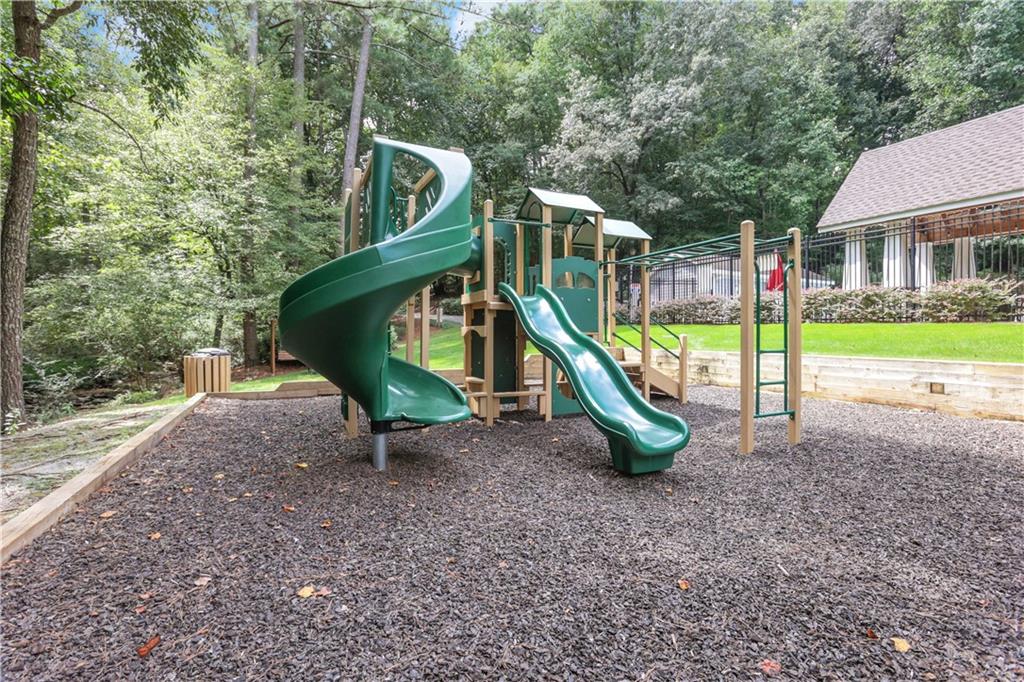 2405 Kimbrough Court Sandy Springs, GA 30350 - Photo 45 of 62