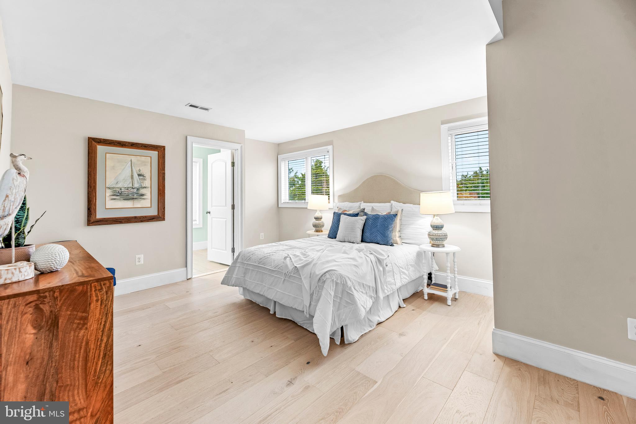 3095 Calvert Boulevard Lusby, MD 20657 - Photo 52 of 104 Charming guest room just of the foyer.