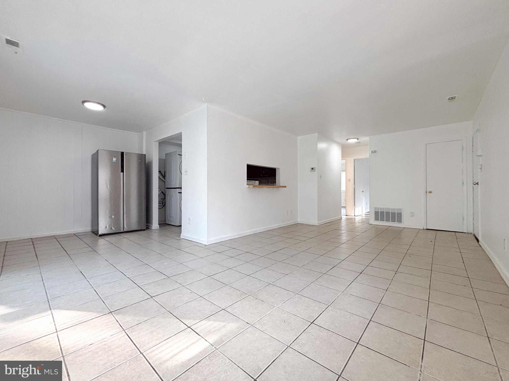 814 A Windstream Way, Unit 814A Edgewood, MD 21040 - Photo 13 of 27 a view of a livingroom with a dishwasher and cabinets