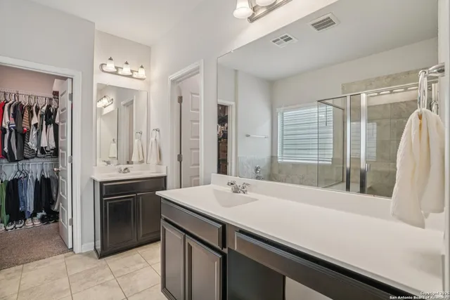 $350,000 | 4931 Ranahan Pass, St. Hedwig, TX 78152