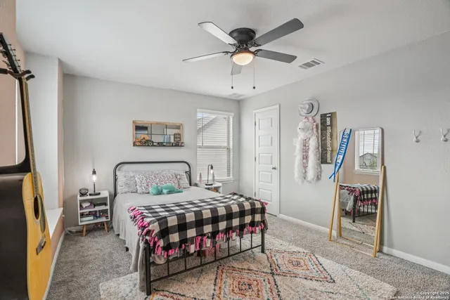 $350,000 | 4931 Ranahan Pass, St. Hedwig, TX 78152